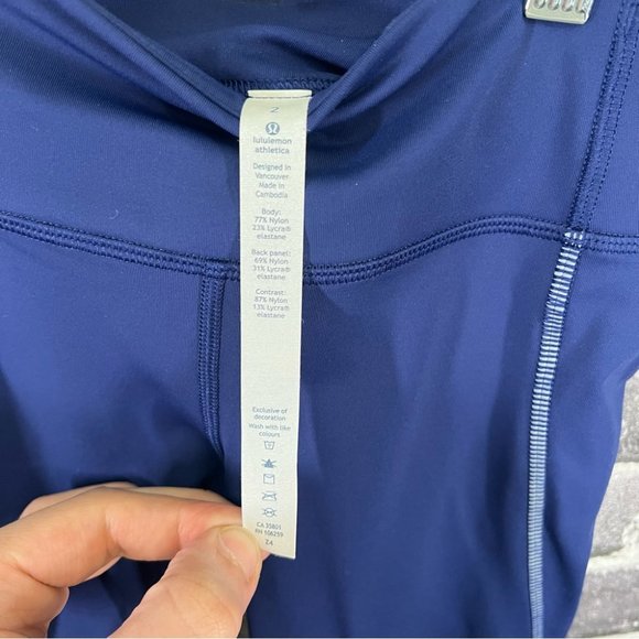 Lululemon Blue On Track Crop Leggings 19" Hero Blue - size 2 - Picture 2 of 9